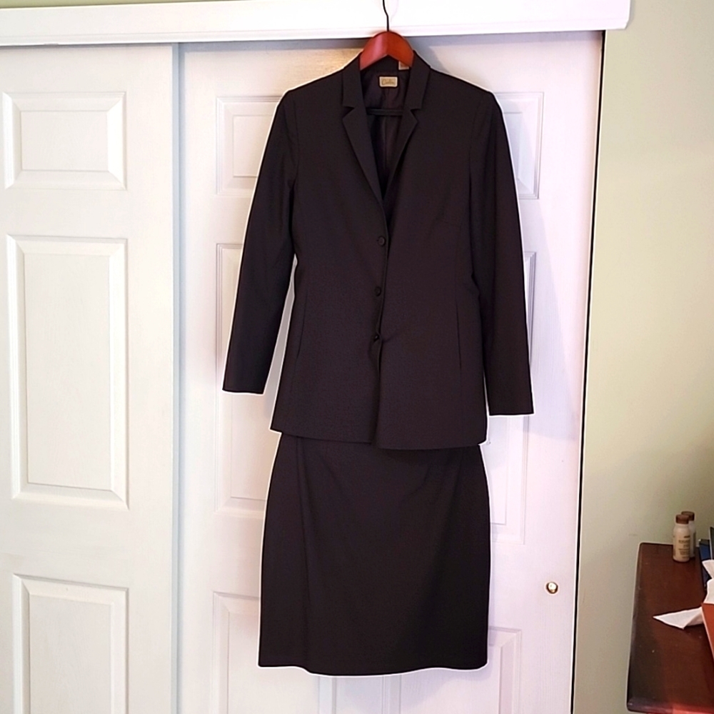 Nordstrom brand Caslon 2-Piece Suit (8 & 12)
